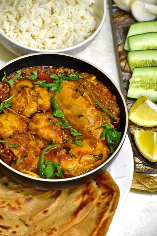 https://gypsyplate.com/wp-content/uploads/2019/08/alpanas-chicken-masala_13-600x900.jpg