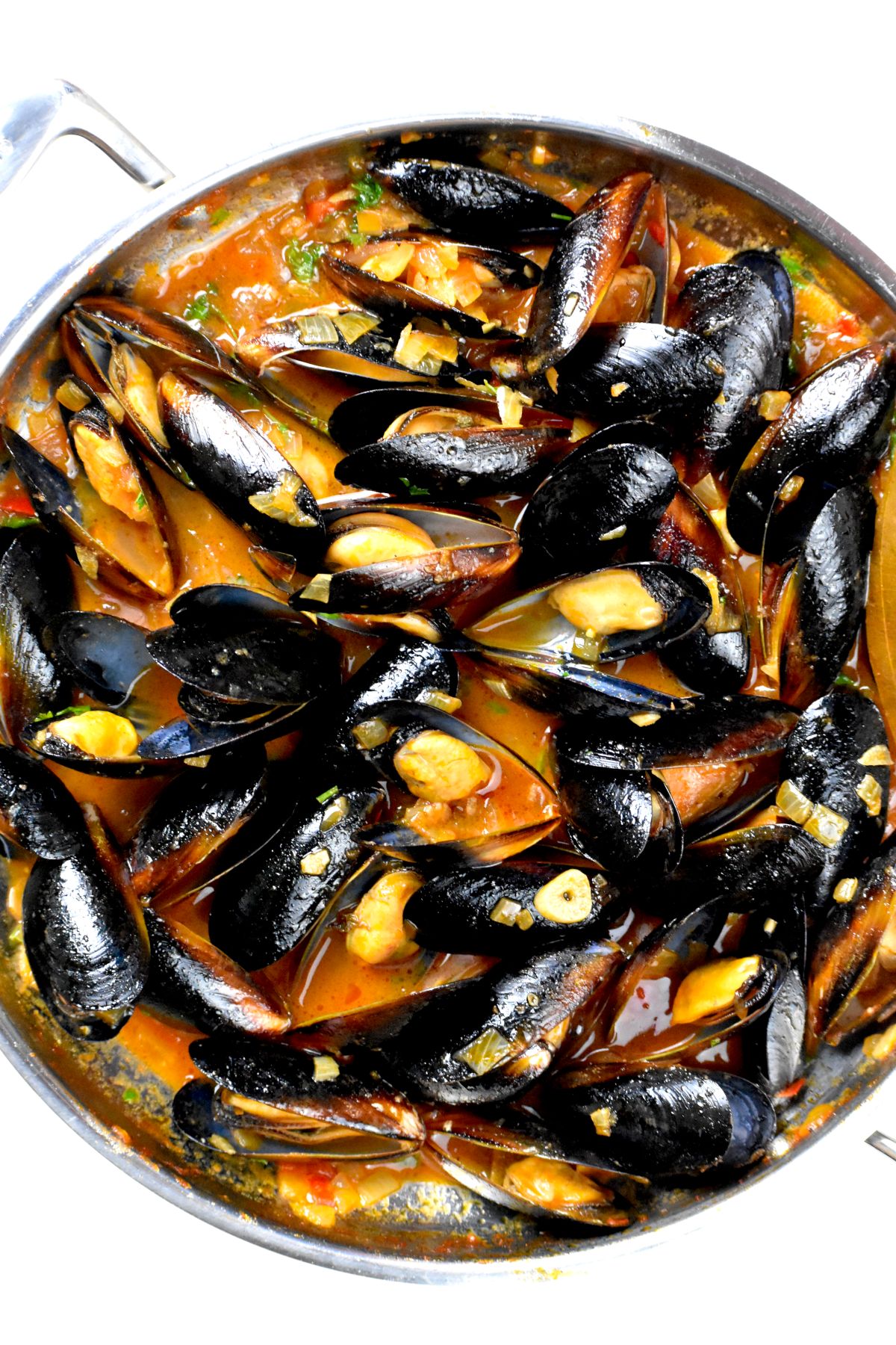 Portuguese Mussels (Moules à la Portugaise) GypsyPlate