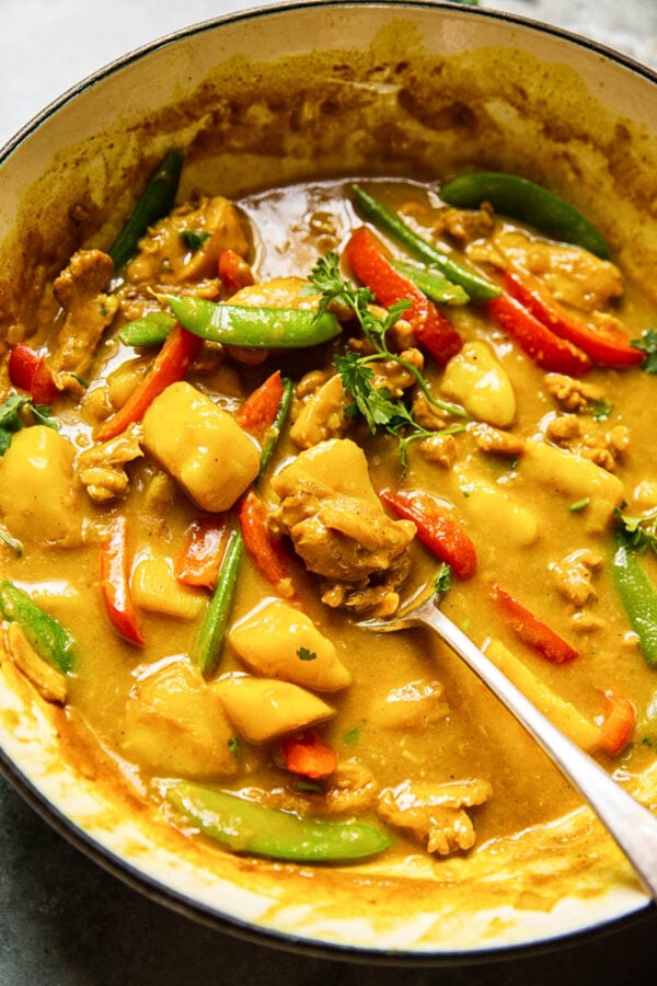 The 40 BEST Curry Recipes - Chinese Chicken Curry.