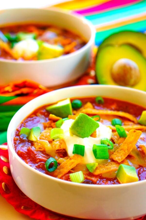 The 20 BEST Canned Chicken Recipes - taco soup.