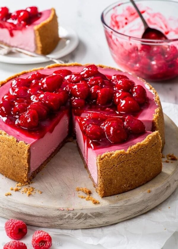 The 35 BEST Cheesecake Recipes - raspberry.
