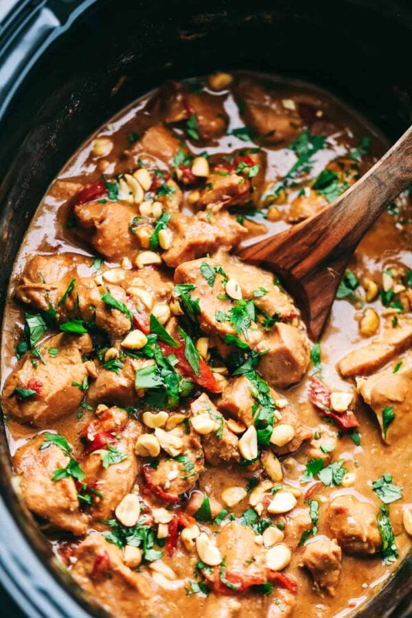 https://gypsyplate.com/wp-content/uploads/2021/07/slow_cooker_thai_chicken-600x900.jpg