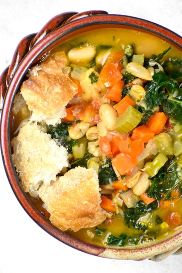 https://gypsyplate.com/wp-content/uploads/2022/01/ribollita_07-600x900.jpg