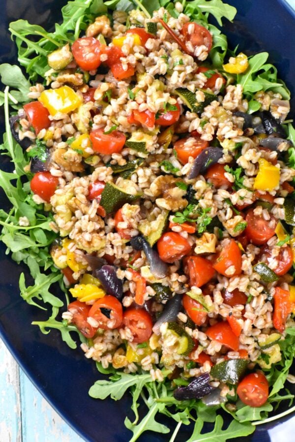 This Farro Salad with Roasted Vegetables is a light, healthy and refreshing meal, and a great make ahead meal prep option.