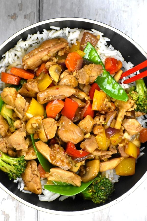 serving of chicken stir fry