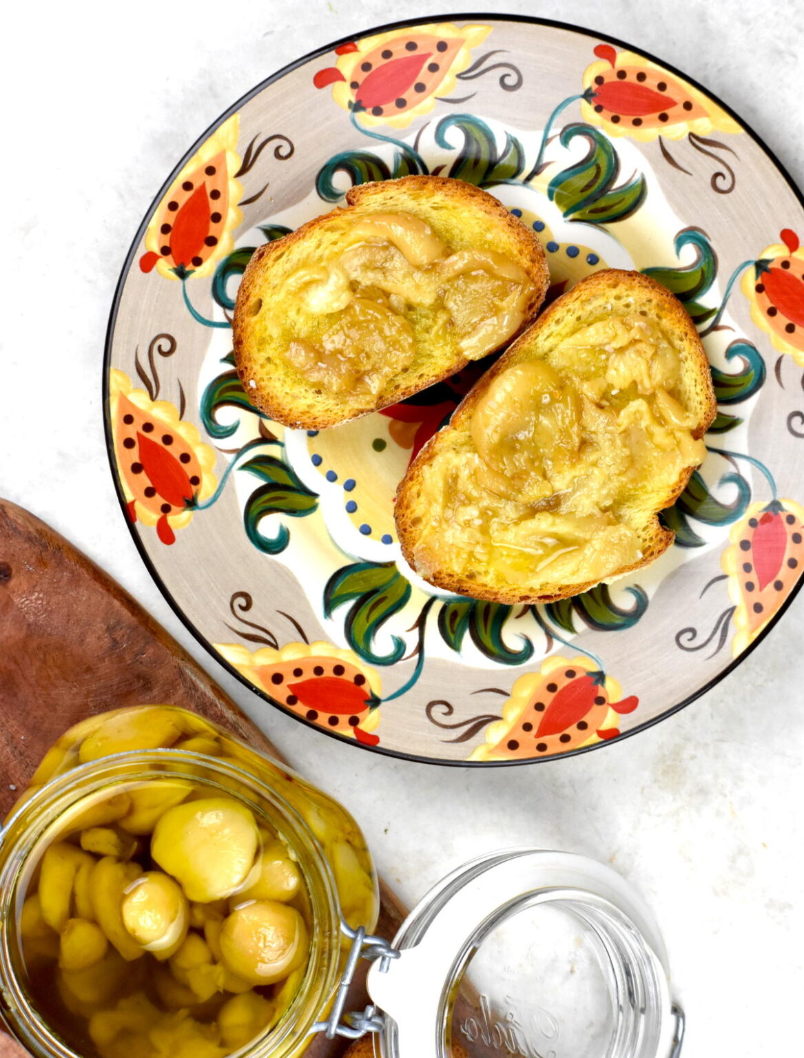 Garlic Confit Recipe (How to Make Garlic Confit)