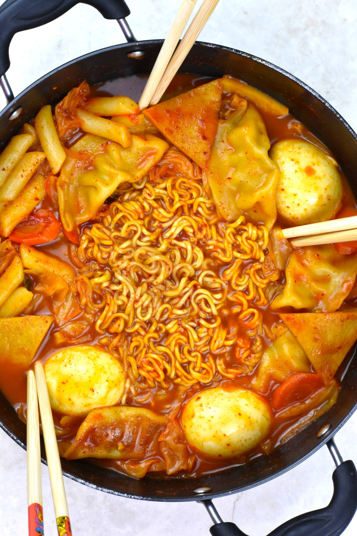 Rabokki (Tteokbokki with Ramen) - GypsyPlate