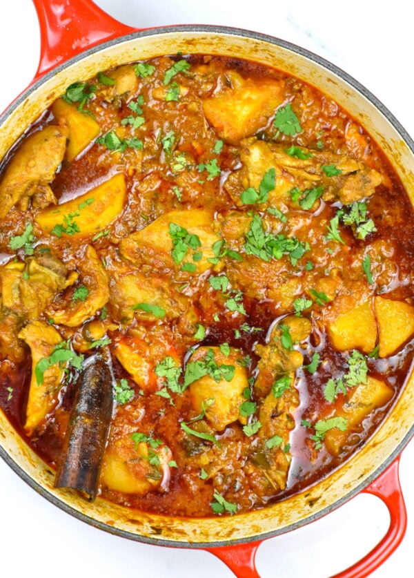 Chicken curry finished cooking.
