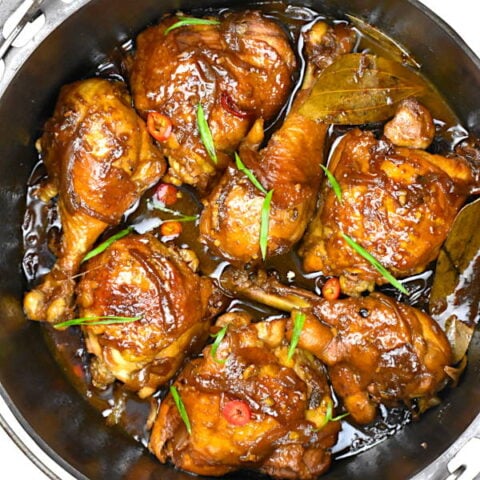 Featured image for chicken adobo recipe.