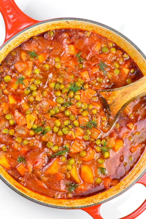 Pot of arakas latheros.