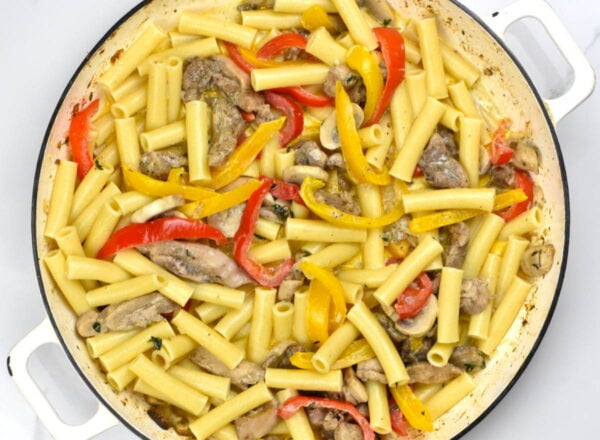 Adding the pasta.