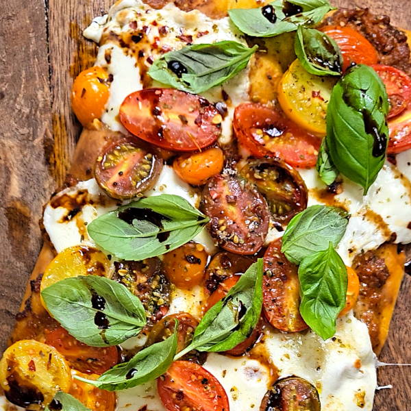 Caprese Pesto Flatbread