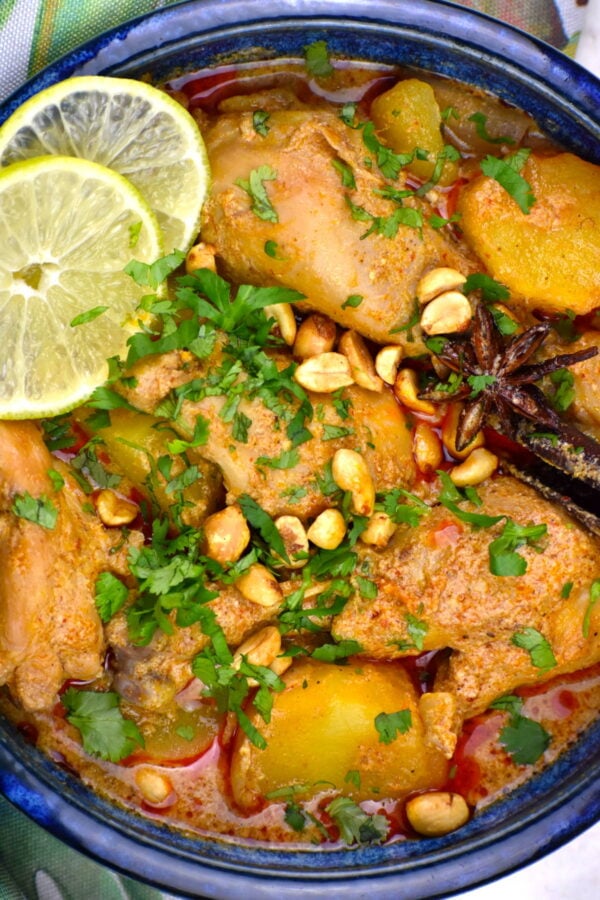 Bowl of massaman chicken curry.