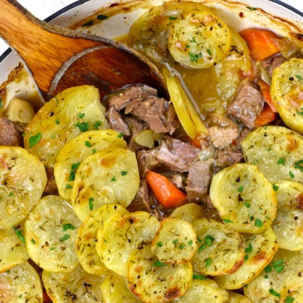 8 Fall Casseroles to Make You Feel Like a 1950’s Supermom