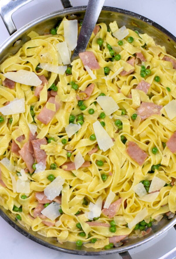 pasta alla papalina in a pan