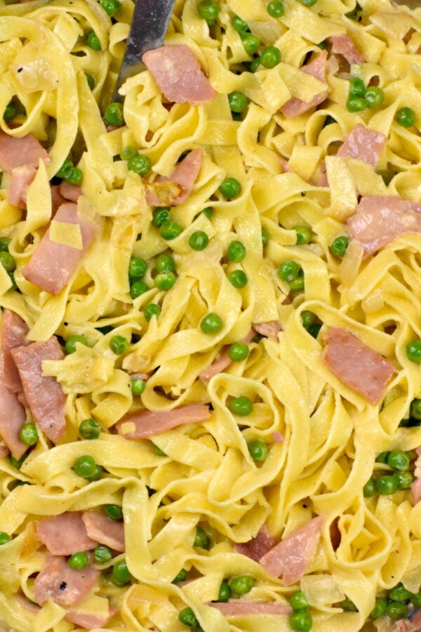 diced ham and peas tossed with fettuccine