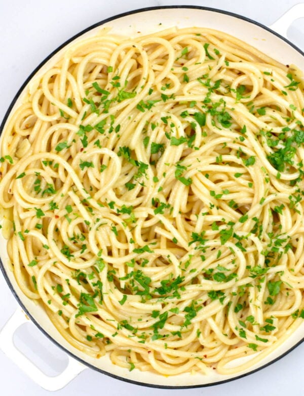 Skillet full of pasta al limone.